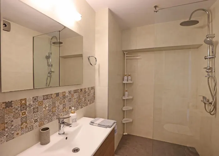 Daire Oliva Loft Ermoupoli